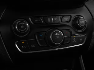 Jeep  16