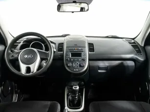 Kia  5