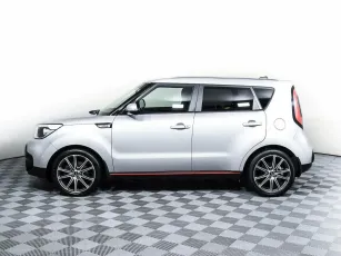 Kia  3