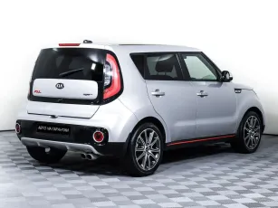 Kia  5