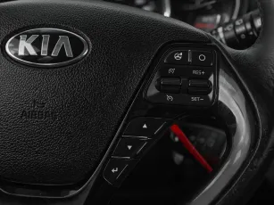 Kia  12