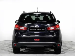 Mitsubishi  6