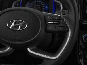 Hyundai  11