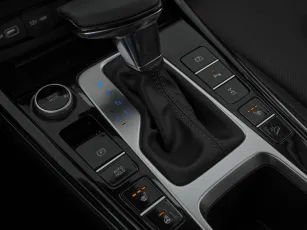 Hyundai  17