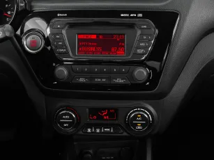 Kia  17