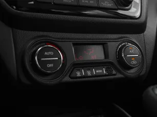 Kia  18