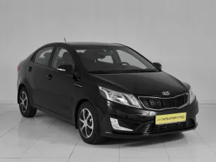 Kia  3