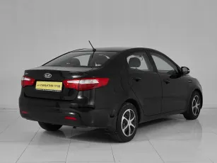 Kia  6