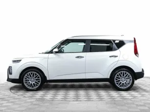 Kia  3