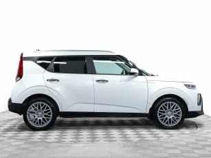 Kia  4