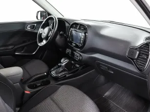 Kia  8
