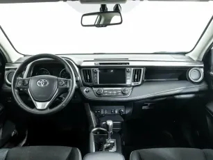 Toyota  6