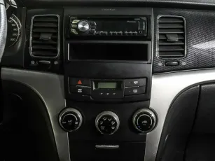 SsangYong  10