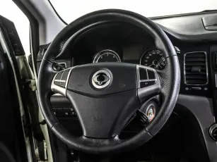 SsangYong  9