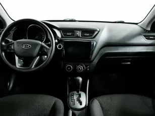 Kia  10