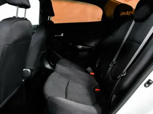 Kia  12