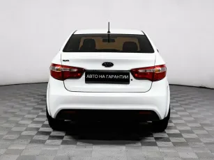 Kia  6