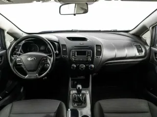 Kia  6