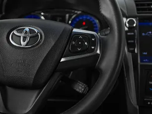 Toyota  12