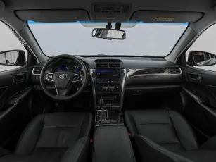 Toyota  8