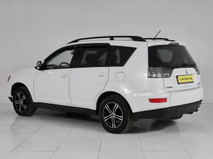 Mitsubishi  4