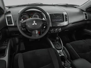 Mitsubishi  7