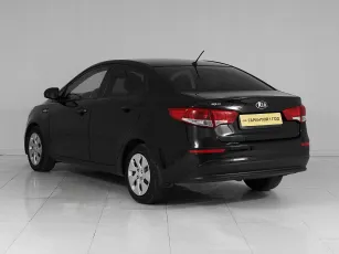 Kia  4