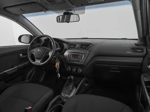 Kia  9