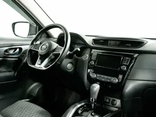 Nissan  7