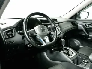 Nissan  8
