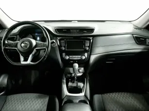 Nissan  9