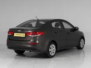 Kia  6