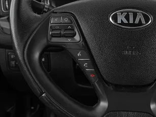 Kia  11