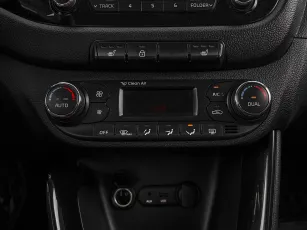 Kia  16