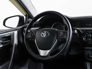 Toyota  11