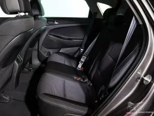 Hyundai  12