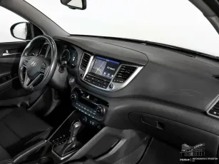Hyundai  7