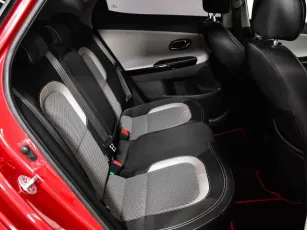 Kia  10