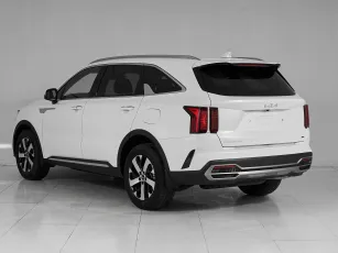 Kia  6