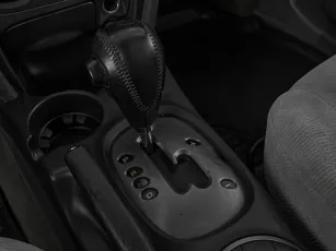 Hyundai  12