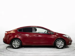 Kia  4