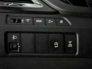 Hyundai  12