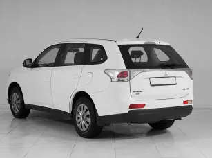 Mitsubishi  4
