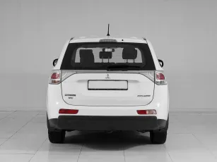Mitsubishi  5