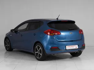 Kia  4