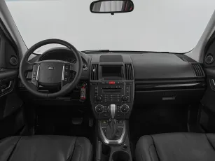 Land Rover  8
