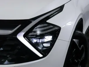Kia  8