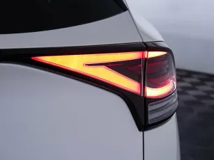 Kia  9