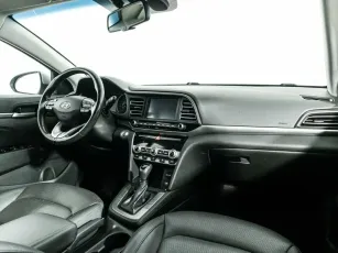 Hyundai  9