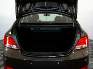 Hyundai  10